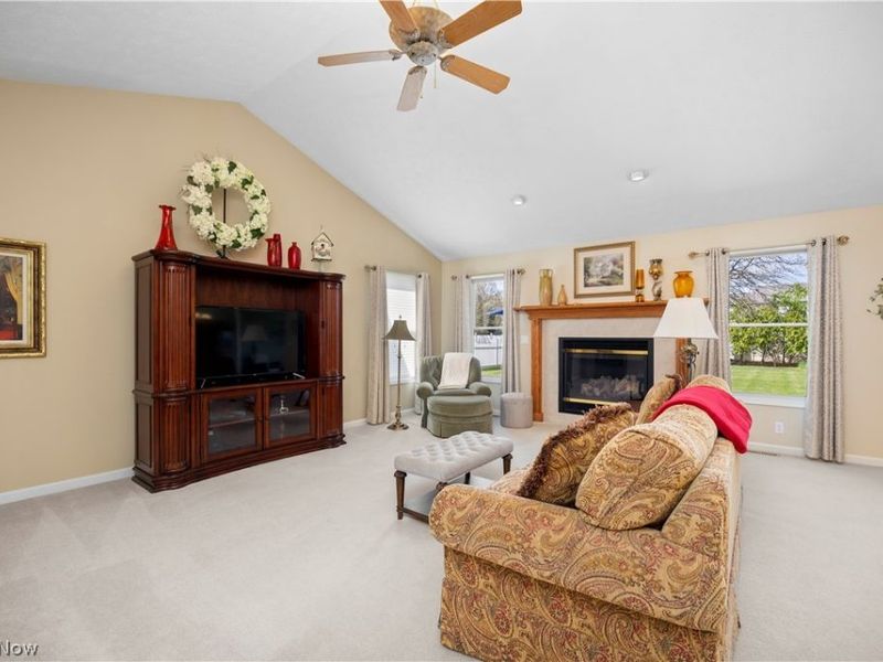 1009 Glendalough Drive , Grafton, OH 44044 Photo 5