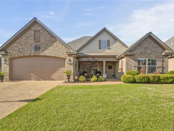 13900 Prince William Way , Northport, AL 35475