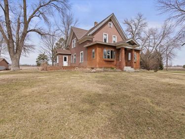 15550 County Road 20, Watertown, MN 55388