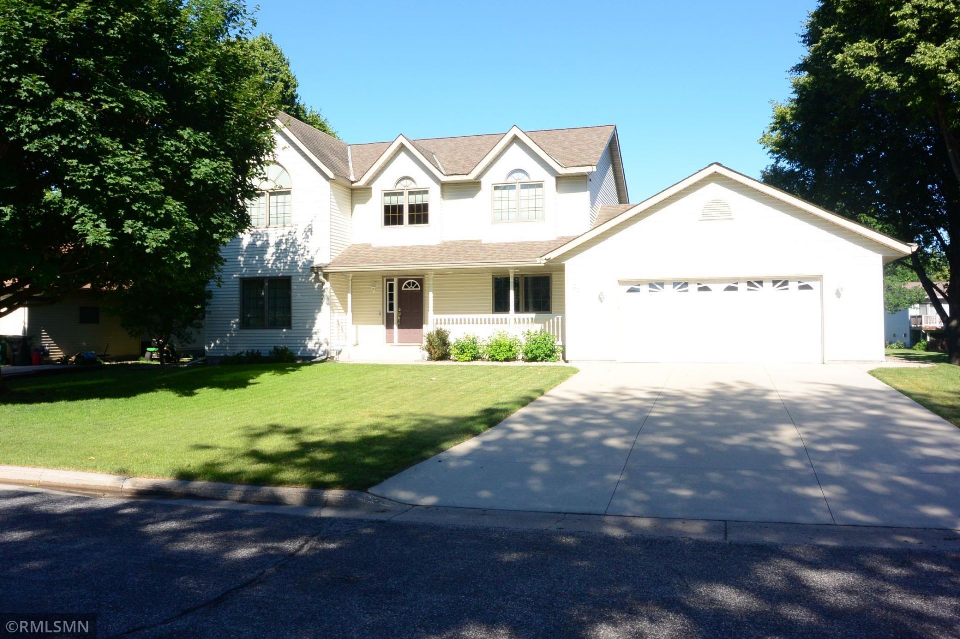 201 Douglas Drive, Glencoe, MN 55336