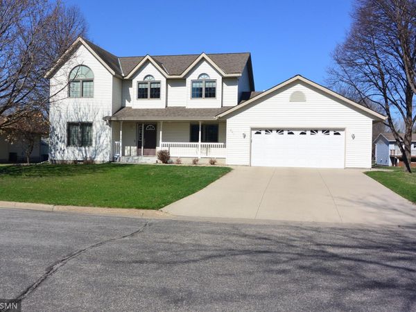 201 Douglas Drive , Glencoe, MN 55336