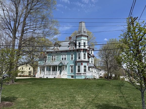 46 North Main Street, Unit 2, West Brookfield, MA 01085