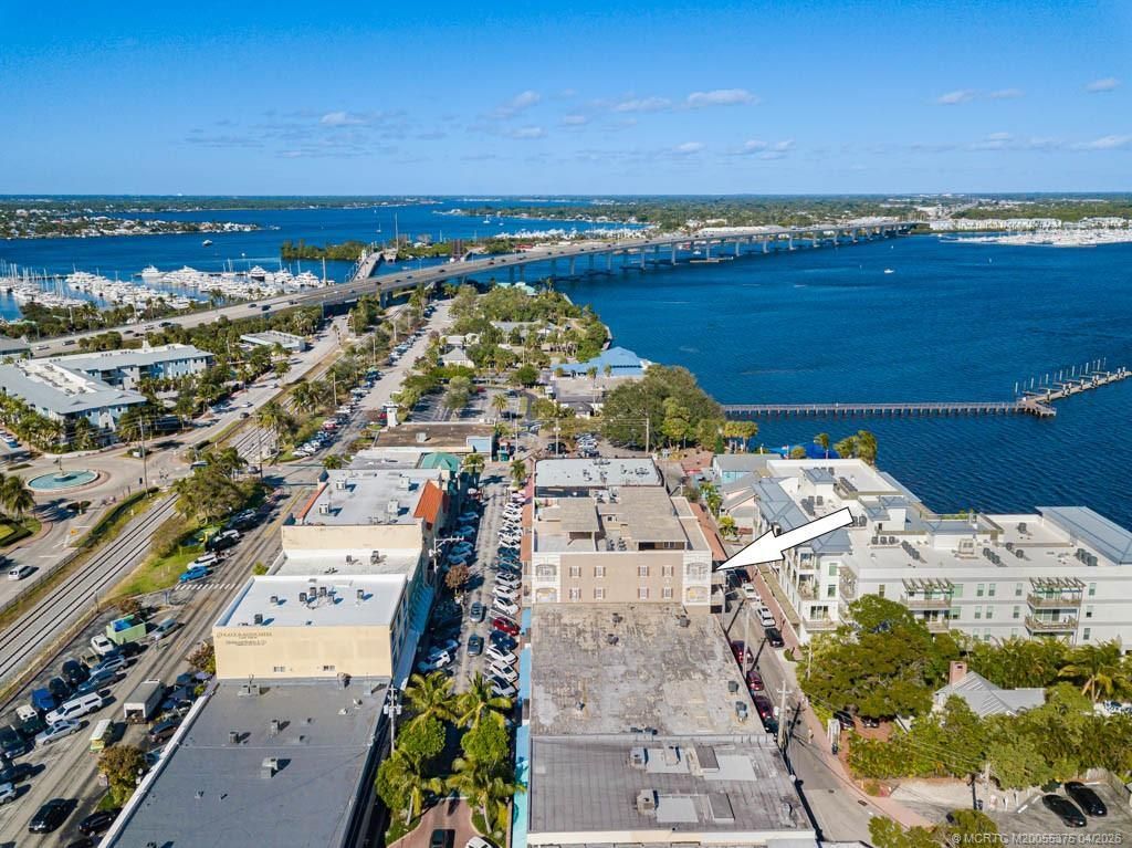 47 SW Osceola Street, Unit UN206, Stuart, FL 34994 Photo