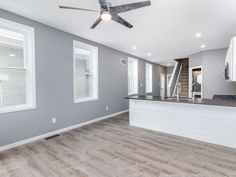 209 Pleasant Street, Covington, KY 41011 Photo 3