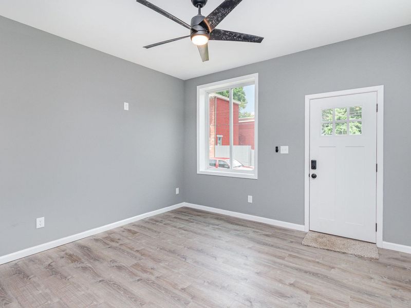 209 Pleasant Street, Covington, KY 41011 Photo 9