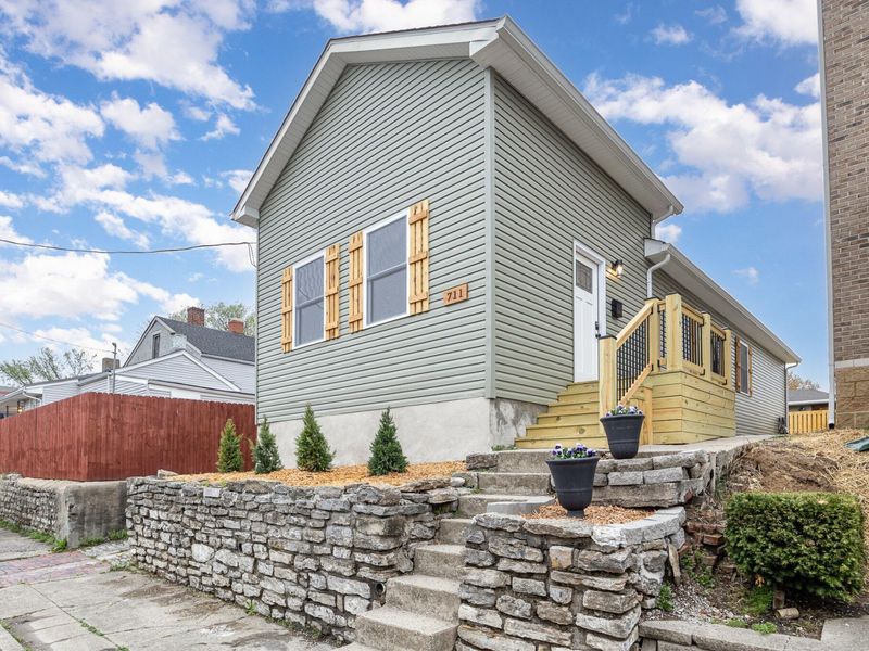 711 Roberts Street, Newport, KY 41071 Photo 1