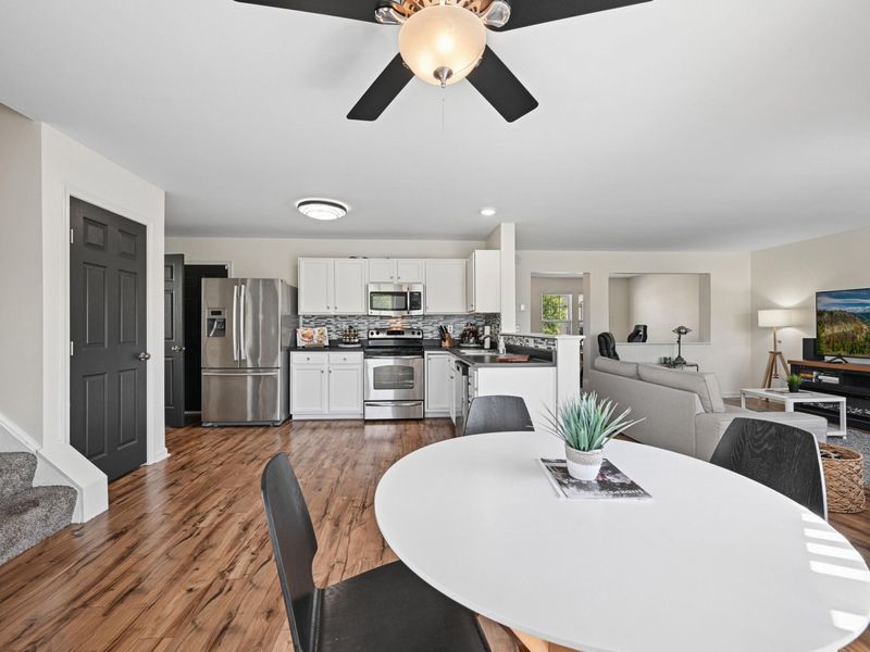 10133 Meadow Glen Drive, Independence, KY 41051 Photo 3