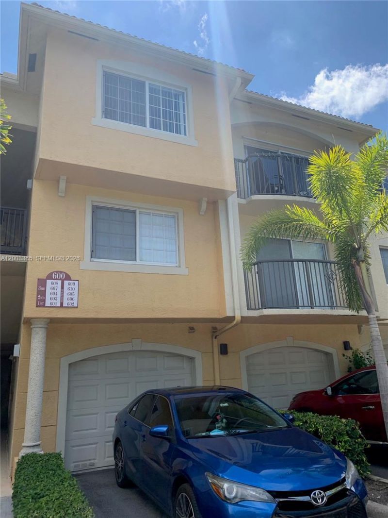600 N Crestwood Ct N , Unit 610, Royal Palm Beach, FL 33411 Photo