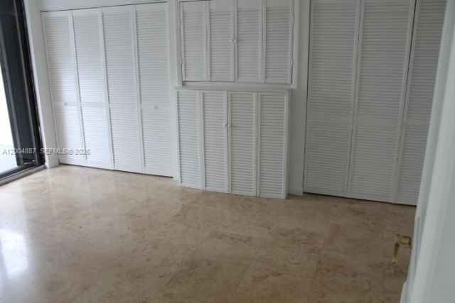 540 Brickell Key Dr, Unit 724, Miami, FL 33131 Photo