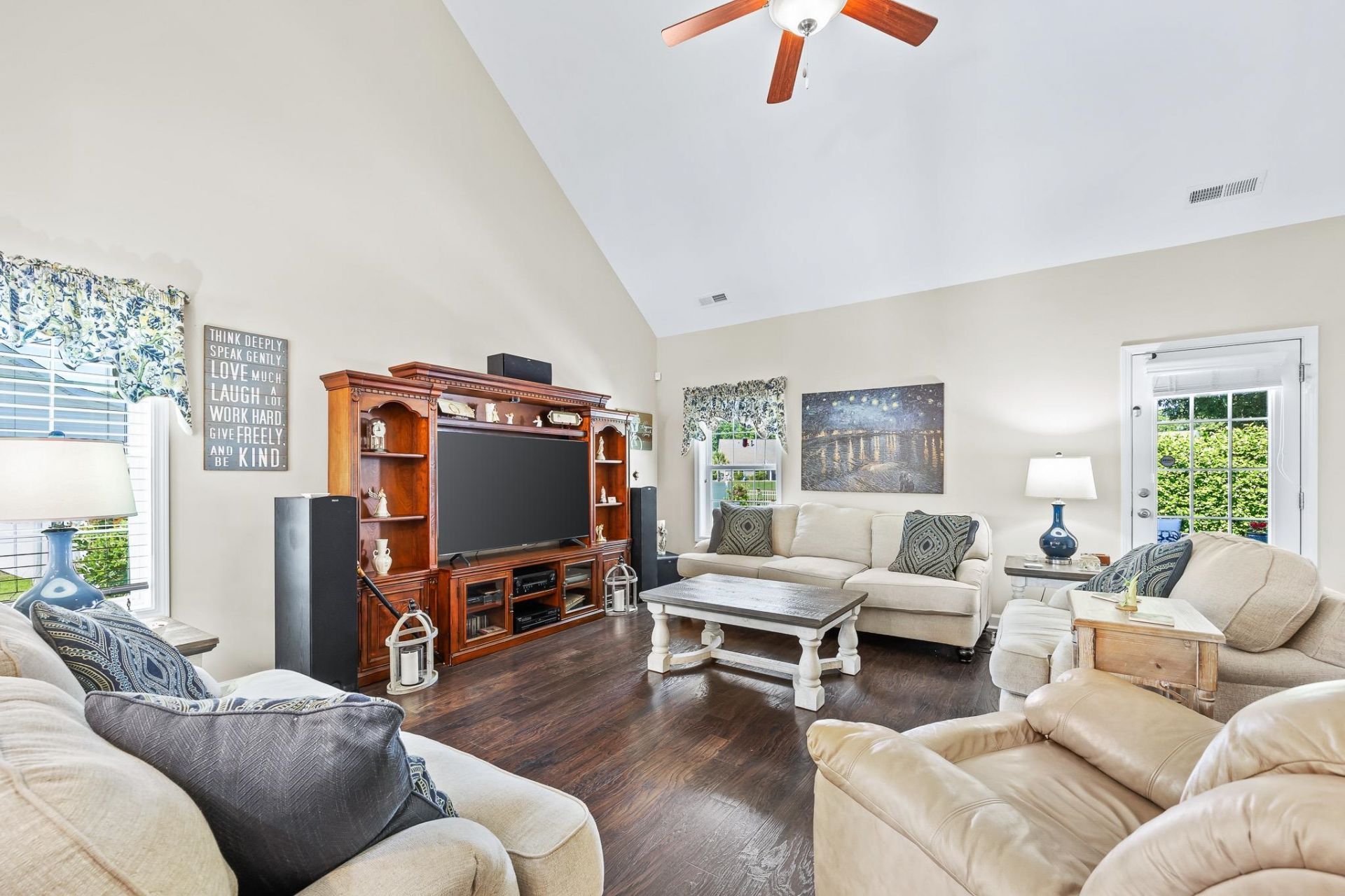 314 Board Landing Circle  Photo 19