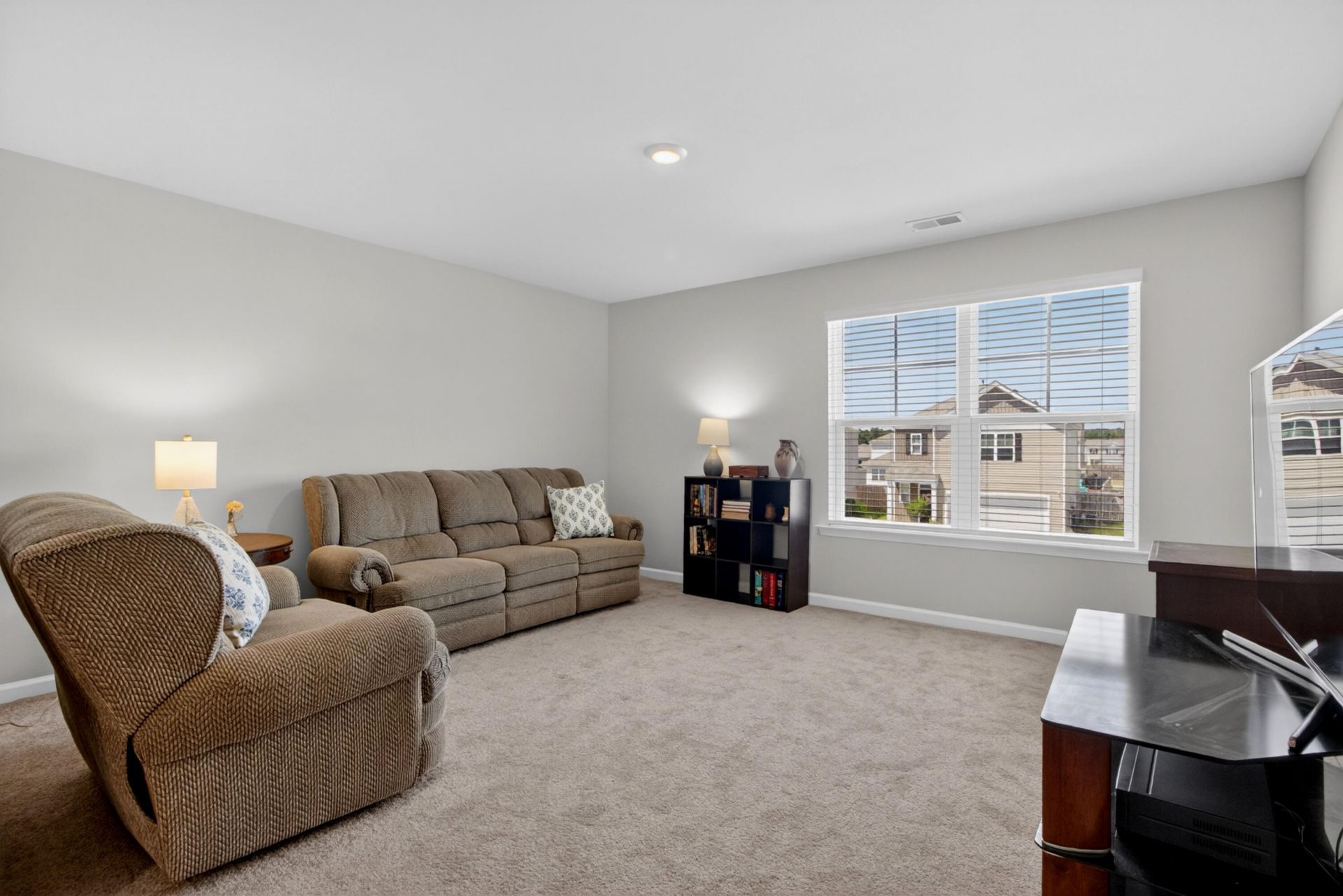 410 Eastern Pine Photo 17