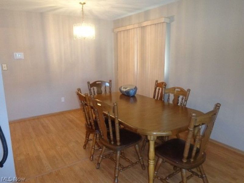 6195 Jamestown Drive, Parma, OH 44134 Photo 10