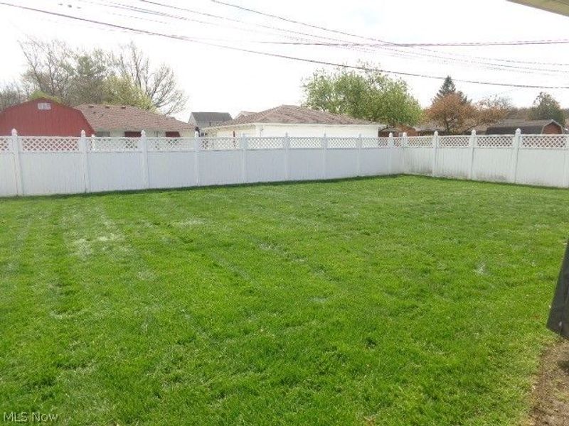 6195 Jamestown Drive, Parma, OH 44134 Photo 6