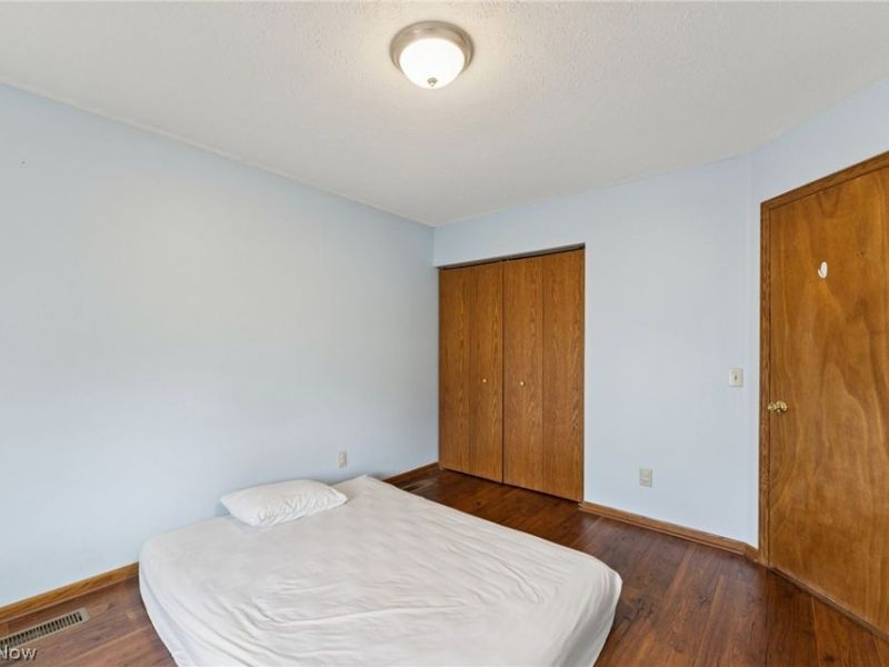 10917 Mogadore Avenue NW, Uniontown, OH 44685 Photo 29