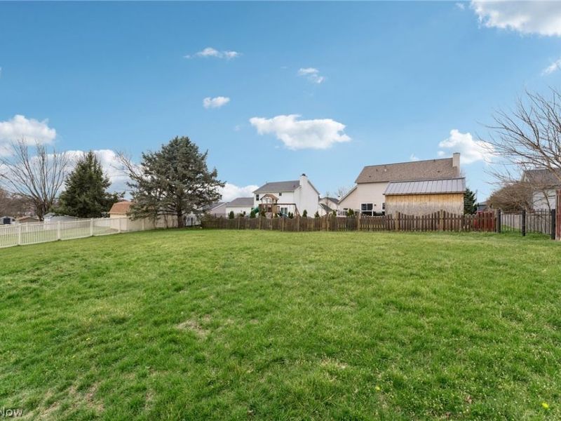 10917 Mogadore Avenue NW, Uniontown, OH 44685 Photo 38