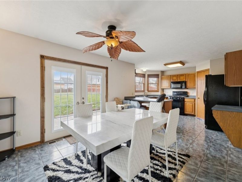 10917 Mogadore Avenue NW, Uniontown, OH 44685 Photo 8