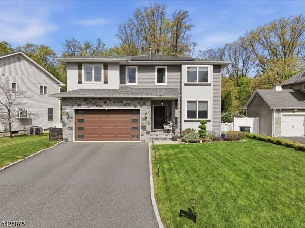 148 Mohawk Dr, Cranford, NJ 07016