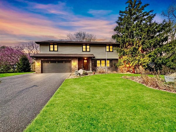 2700 Crestwood Circle, Minnetonka, MN 55305