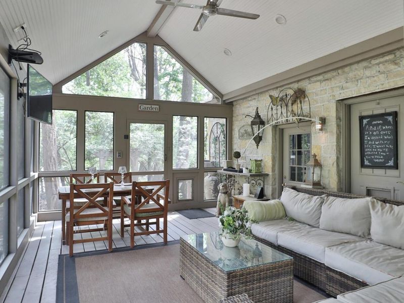 455 Walhalla Road, Columbus, OH 43202 Photo 27