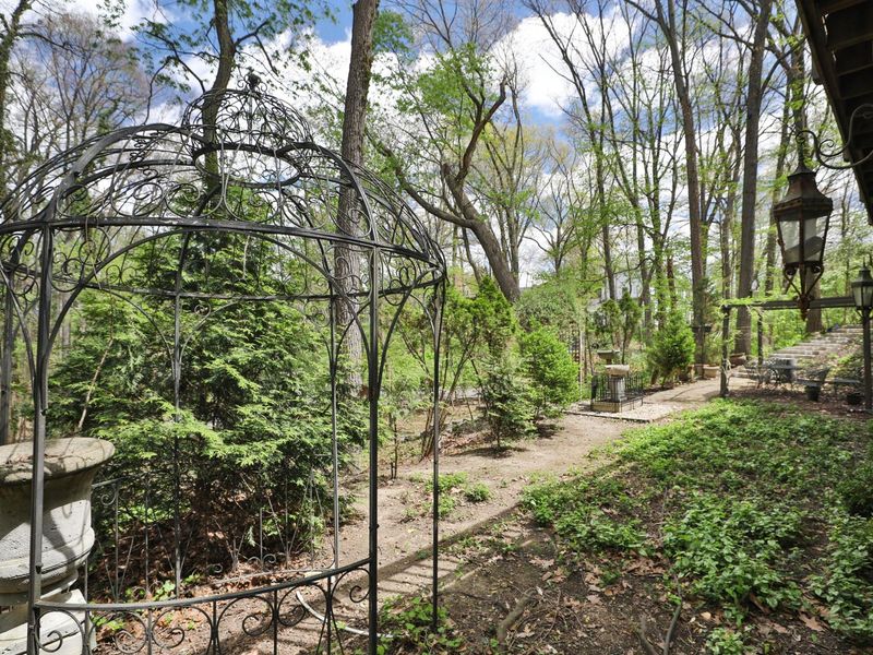 455 Walhalla Road, Columbus, OH 43202 Photo 72