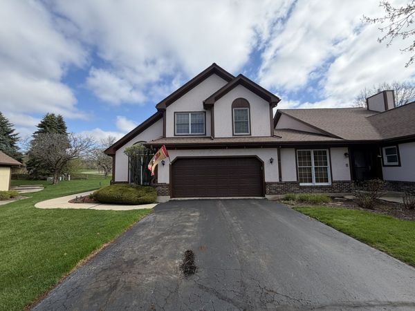 30636 Pebble Beach Circle , Genoa, IL 60135