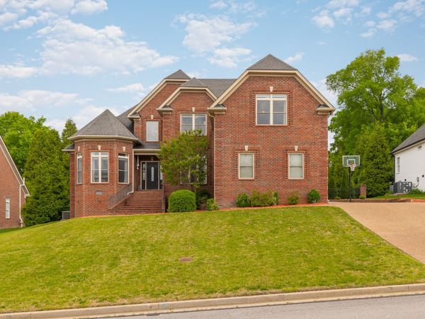 1532 Stokley Ln, Old Hickory, TN 37138