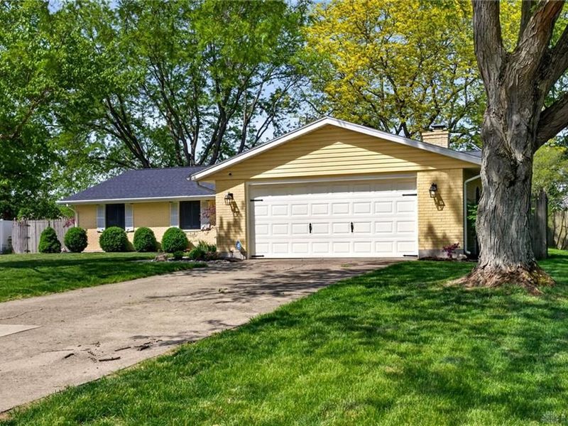 1180 Stillcreek Drive, Washington Township, OH 45458 Photo 4