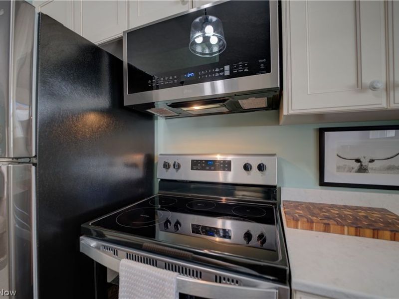 118 Sassafras Drive, Vermilion, OH 44089 Photo 8