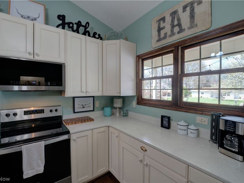 118 Sassafras Drive, Vermilion, OH 44089 Photo 9