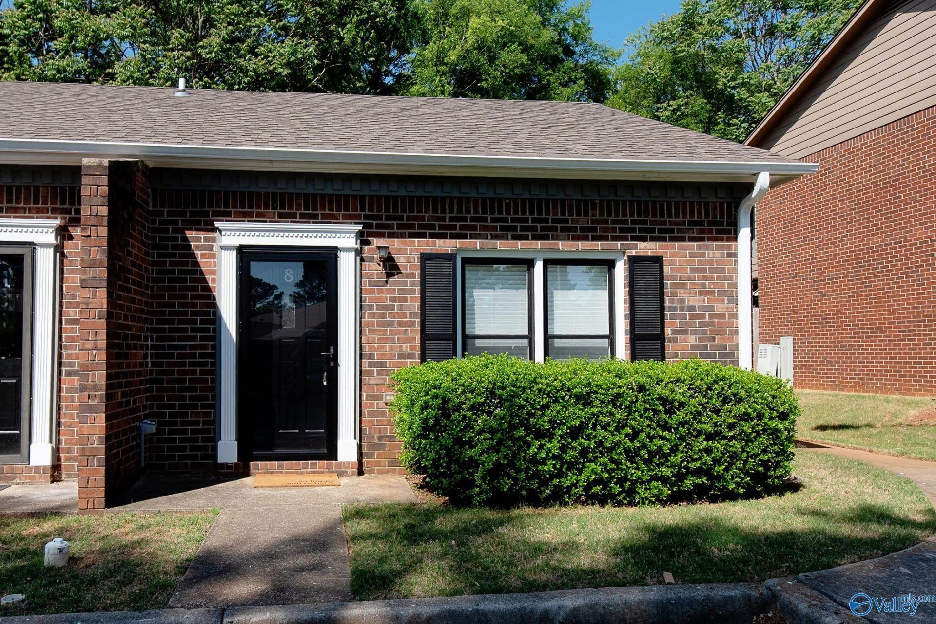 8138 Oldfield Road Sw, Unit 8D, Huntsville, AL 35802 Main Photo