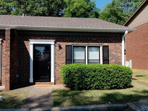 8138 Oldfield Road SW, Unit 8D, Huntsville, AL 35802