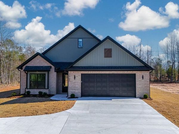 12786 W Sardis Road, Bauxite, AR 72011