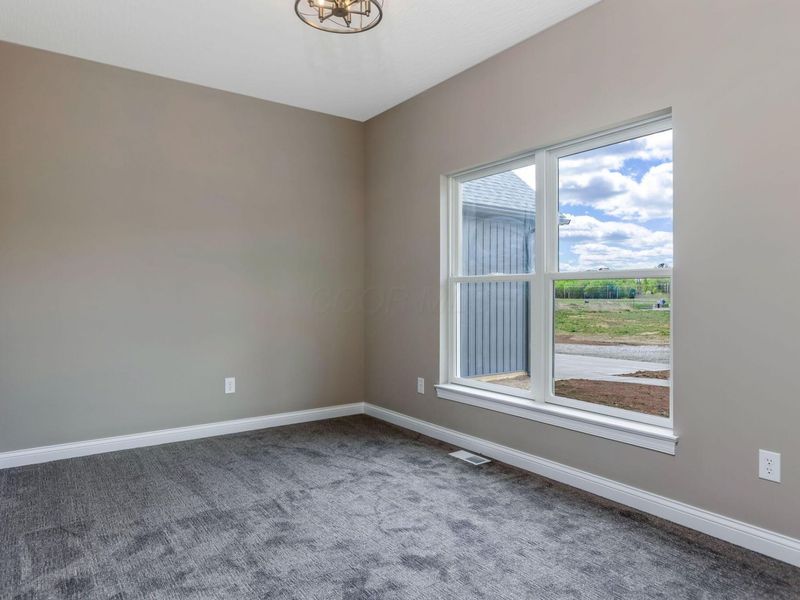 4254 Stone Hill Drive E, Carroll, OH 43112 Photo 13