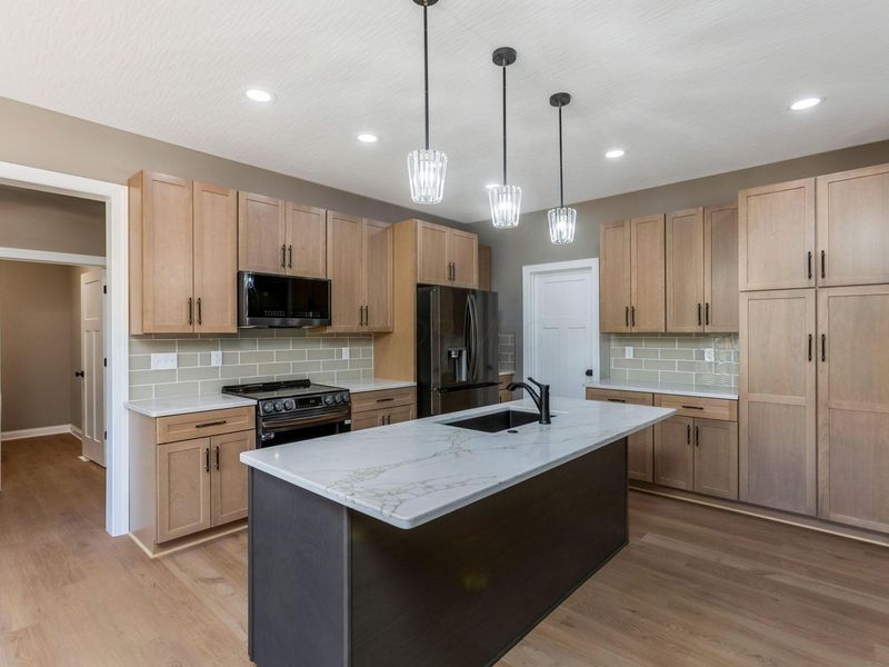 4254 Stone Hill Drive E, Carroll, OH 43112 Photo 15