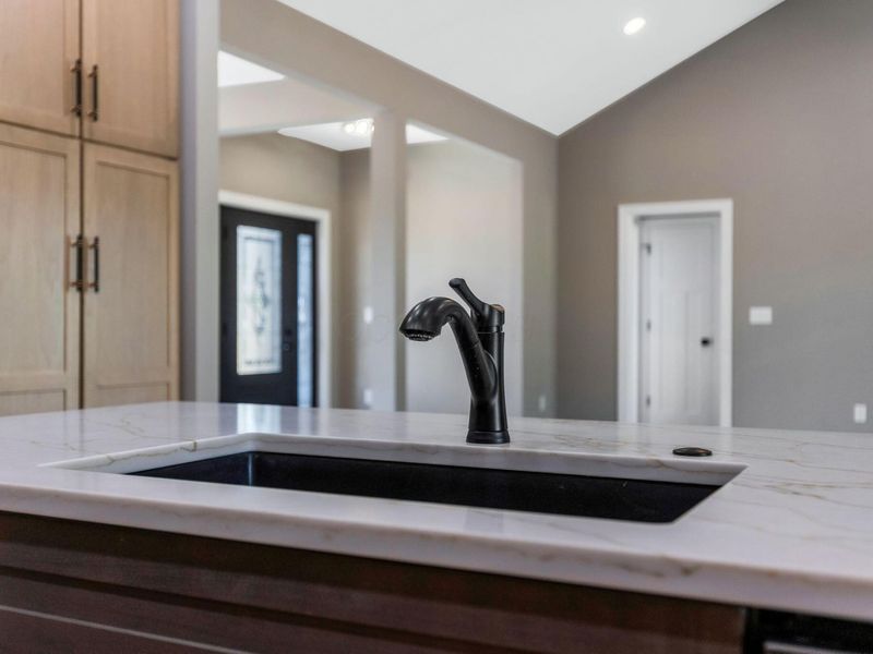 4254 Stone Hill Drive E, Carroll, OH 43112 Photo 17