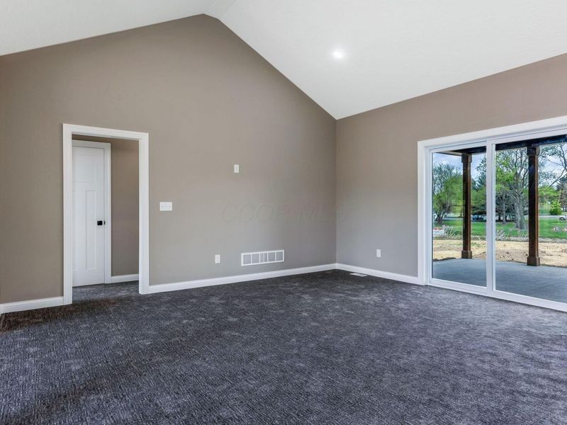 4254 Stone Hill Drive E, Carroll, OH 43112 Photo 24