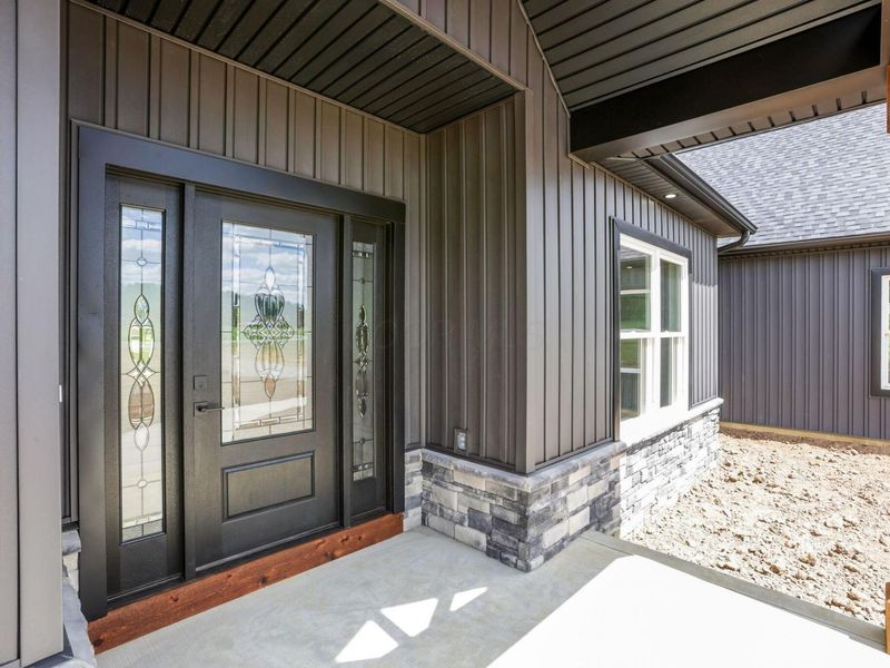 4254 Stone Hill Drive E, Carroll, OH 43112 Photo 8