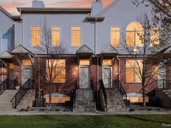 30770 Ardmore Court , Novi, MI 48377