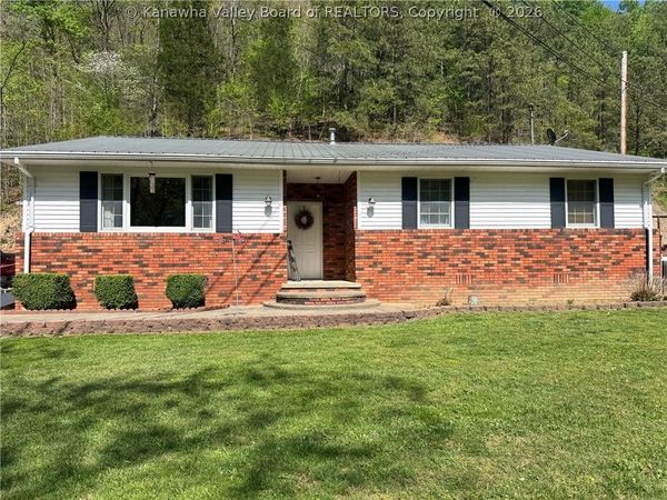 523 Low Gap Road, Danville, WV 25053