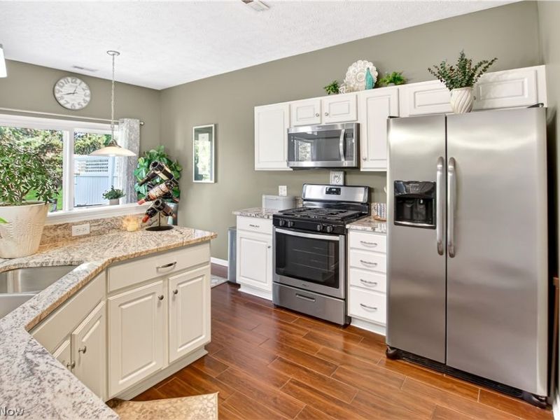 1557 N Yorkshire Drive, Broadview Heights, OH 44147 Photo 11