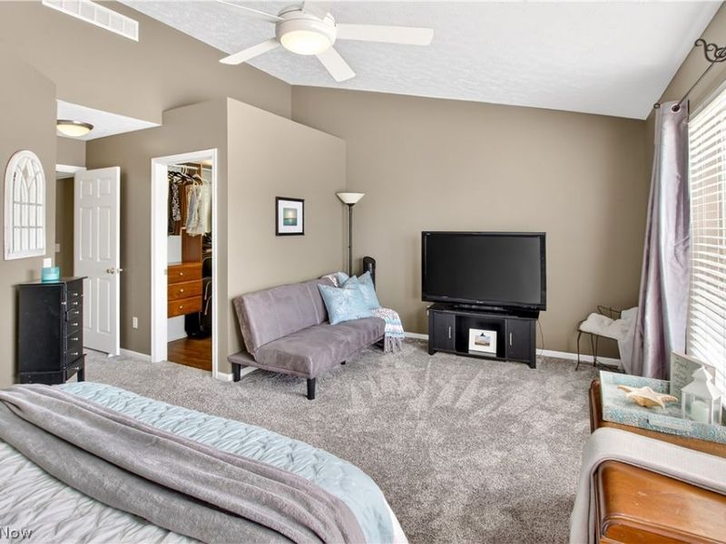 1557 N Yorkshire Drive, Broadview Heights, OH 44147 Photo 19