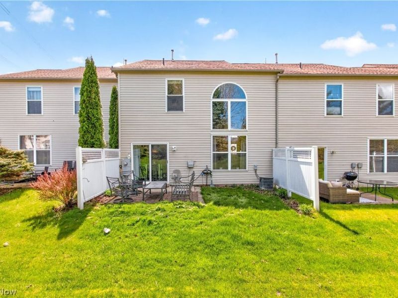 1557 N Yorkshire Drive, Broadview Heights, OH 44147 Photo 27