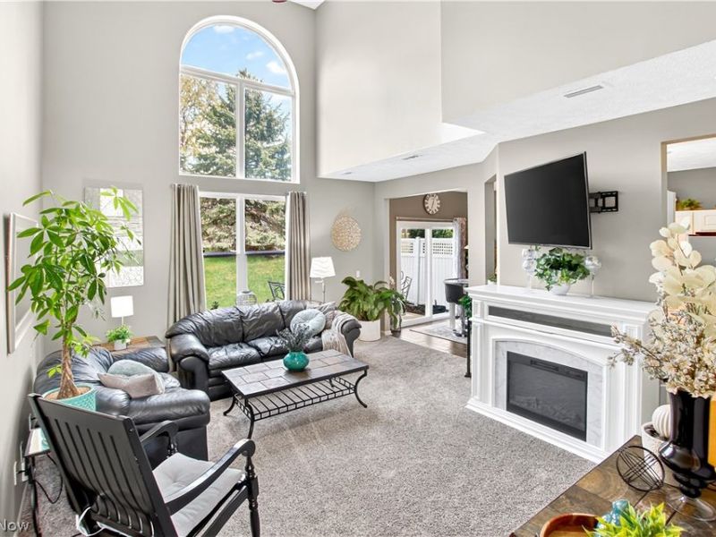 1557 N Yorkshire Drive, Broadview Heights, OH 44147 Photo 4