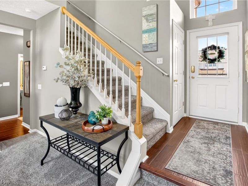 1557 N Yorkshire Drive, Broadview Heights, OH 44147 Photo 6