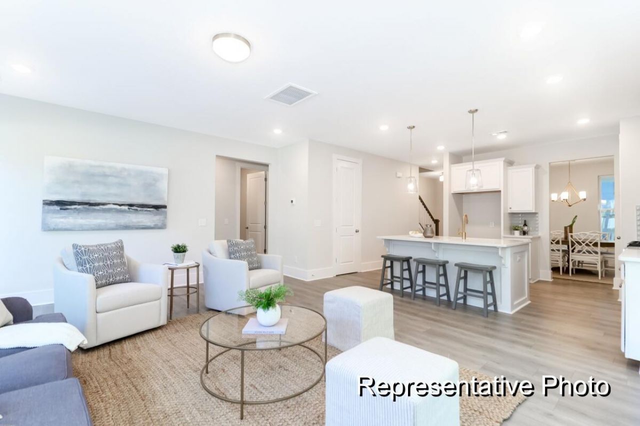 1044 House Finch Avenue Photo 10