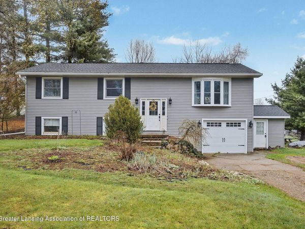 7880 Circle Drive, Laingsburg, MI 48848