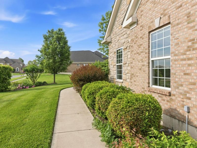 7267 Clawson Court, West Chester, OH 45069 Photo 3