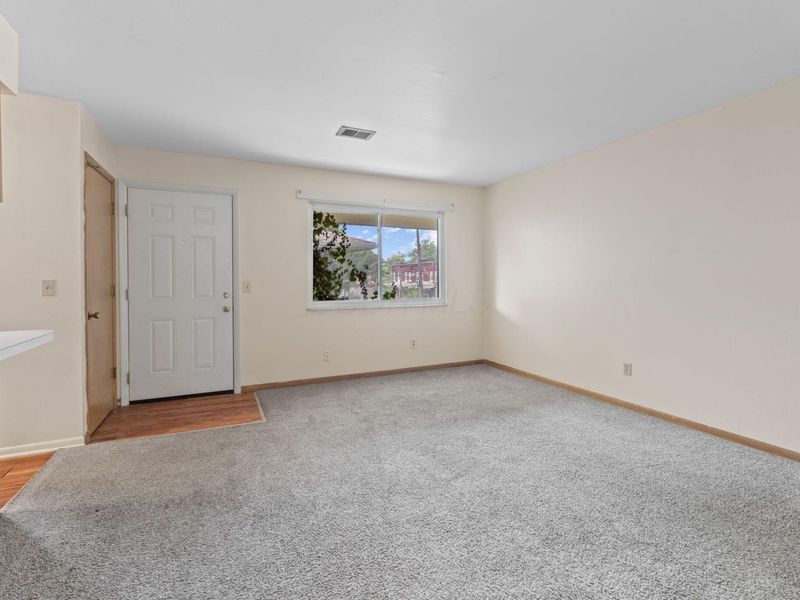 357 E 14th Avenue, Columbus, OH 43201 Photo 13