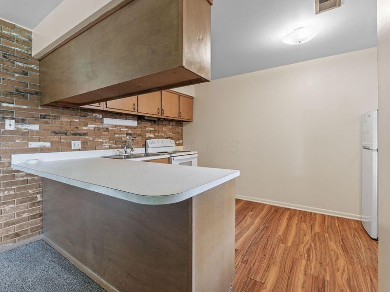 357 E 14th Avenue, Columbus, OH 43201 Photo 14