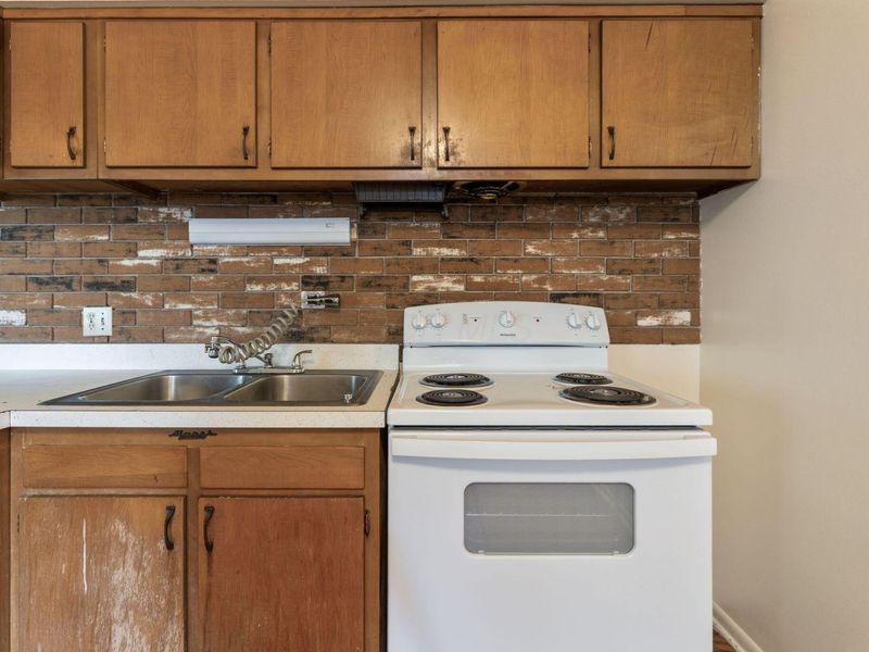 357 E 14th Avenue, Columbus, OH 43201 Photo 16